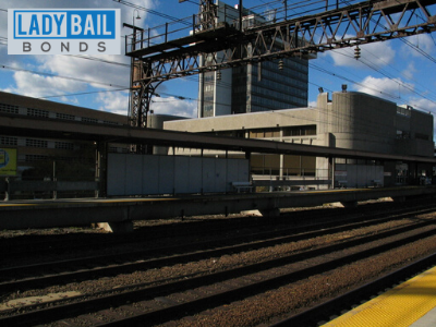 Lady bail bonds Bridgeport 2