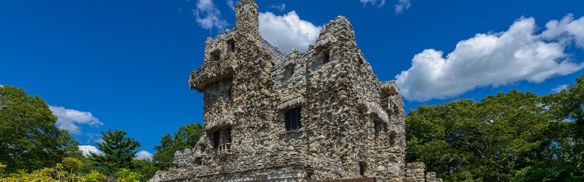 Lady bail bonds East Haddam