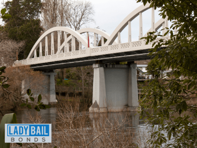 Lady bail bonds Fairfield 2