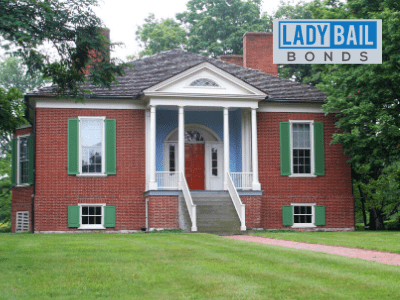 Lady bail bonds Farmington 1
