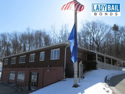 Lady bail bonds in Franklin city