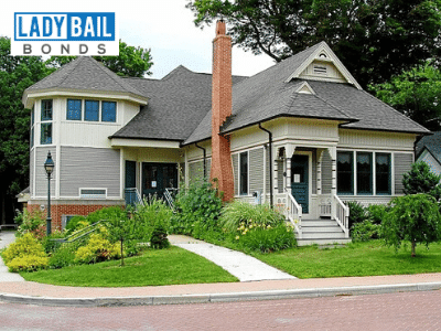 Lady bail bonds Hebron city