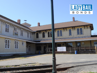 Lady bail bonds burlington city