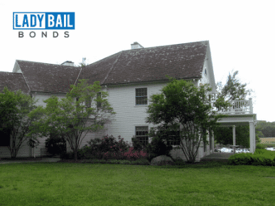 Lady bail bonds Lyme