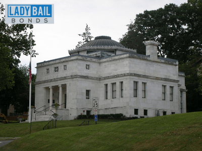 Lady bail bonds Meriden 1