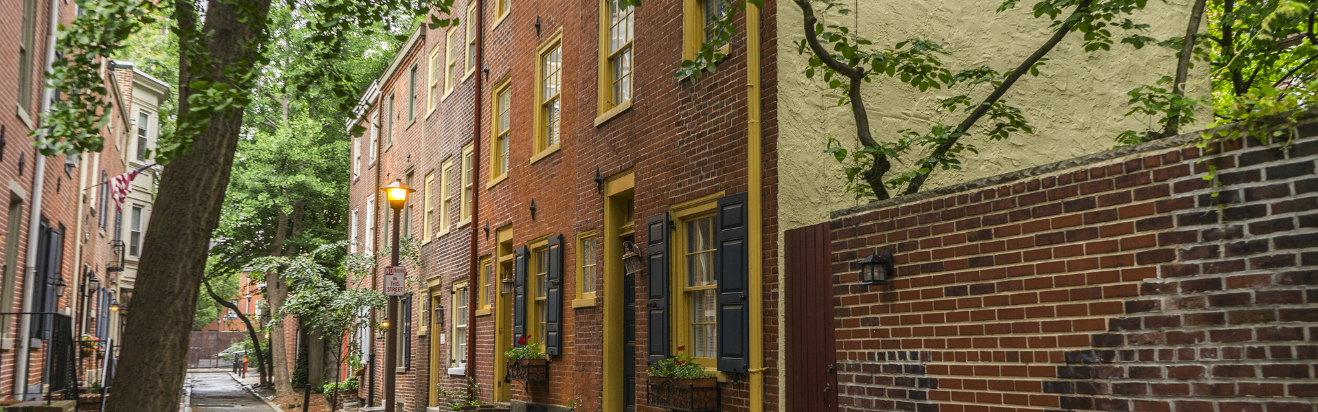 Lady bail bonds Redding