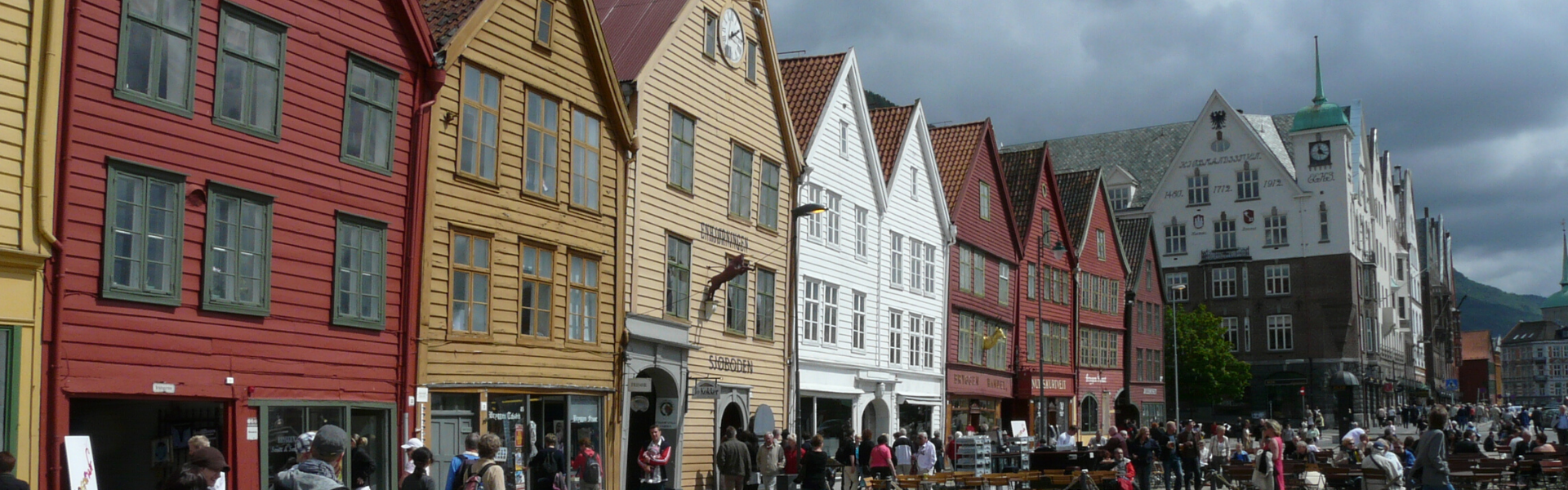 Lady bail bonds Stratford