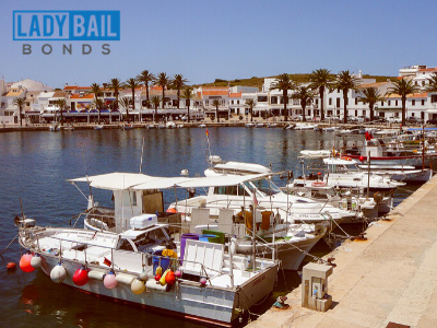 Lady bail bonds West Haven 2